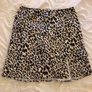 NWT Princess polly Cheetah Skirt with slit